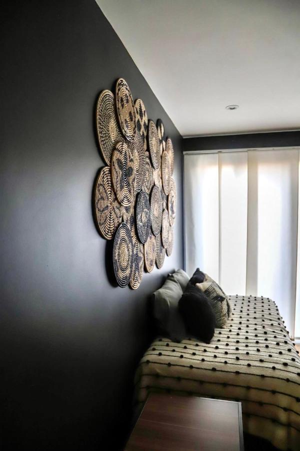 Luxurious Mid Century Modern Folk Art Home Мехико Экстерьер фото